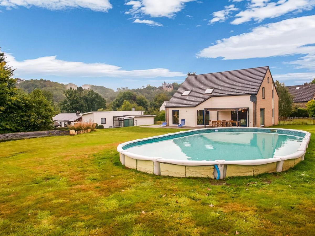 Splendid Villa In Sart Jalhay With Swimming Pool Nivezé Room photo